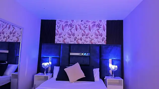 Larabrooks online show from 11-11-25, 07:52