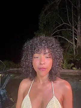 Snapshot of OSHUN_ chatting on 01-16-26, 06:50 OSHUN online show from 01-16-26, 06:50