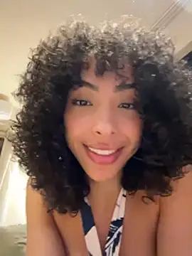 Snapshot of OSHUN_ chatting on 06-11-26, 01:49 OSHUN online show from 06-11-26, 01:49