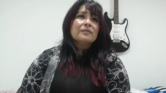 amydeepqueen online show from 10-08-25, 11:34
