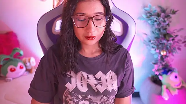 Sunny flower  online show from 02-10-26, 02:32