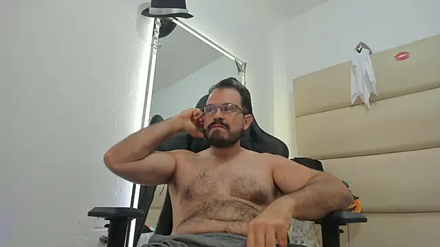 SbasTone Muscle online show from 10-28-25, 12:37