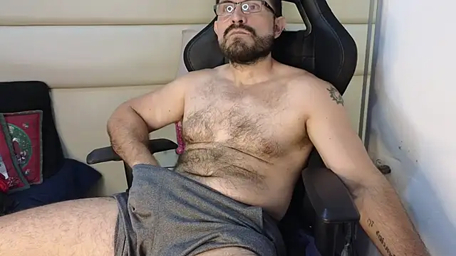 SbasTone Muscle online show from 12-15-25, 03:18