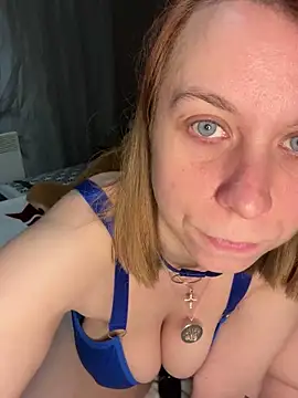 Snapshot of Aphrodite-22 chatting on 03-17-25, 04:01 Aphrodite-22 online show from 03-17-25, 04:01