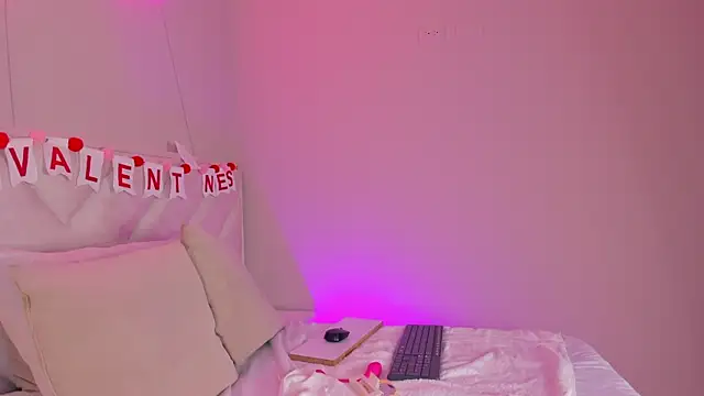  angela x online show from 02-17-25, 05:55