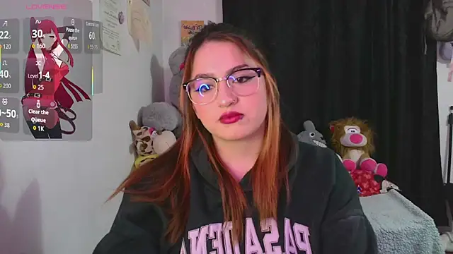 lucycherry   online show from 09-17-25, 03:19