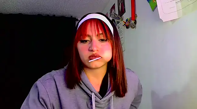 lucycherry   online show from 02-07-25, 03:55