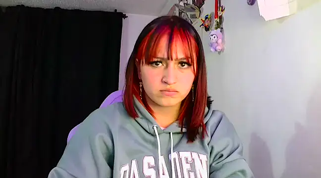 lucycherry   online show from 01-25-25, 01:10