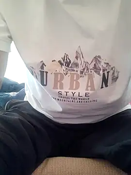 Snapshot of MAN_MOHINI_21 chatting on 02-27-26, 10:37 MAN MOHINI 21 online show from 02-27-26, 10:37