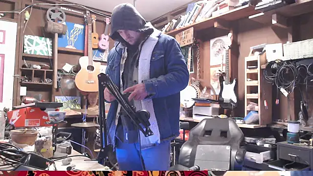 Snapshot of itsjameswebbscope chatting on 12-16-25, 05:55 itsjameswebbscope online show from 12-16-25, 05:55