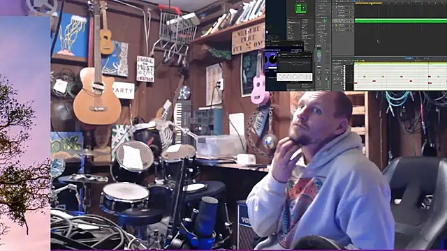 Snapshot of itsjameswebbscope chatting on 11-24-25, 09:48 itsjameswebbscope online show from 11-24-25, 09:48