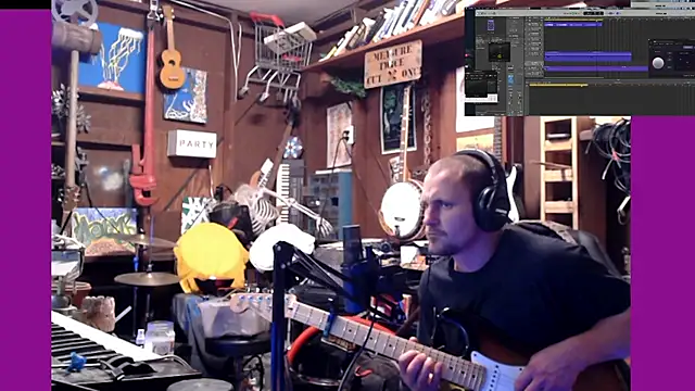 Snapshot of itsjameswebbscope chatting on 11-17-25, 08:29 itsjameswebbscope online show from 11-17-25, 08:29