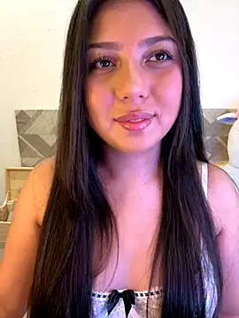 Maii chan online show from 10-25-25, 04:00