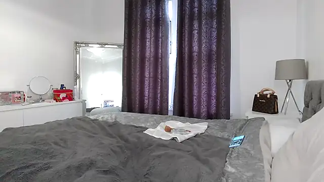 TanyaTaylor45 online show from 12-01-25, 11:33