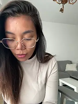 NaughtyMe online show from 12-17-24, 07:39