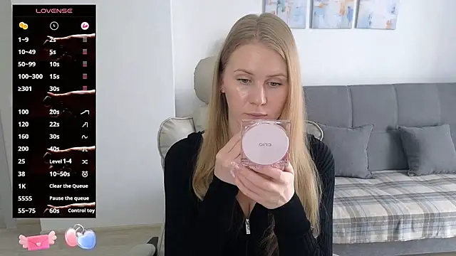 Snapshot of IsabelAllen chatting on 03-04-26, 10:01 IsabelAllen online show from 03-04-26, 10:01