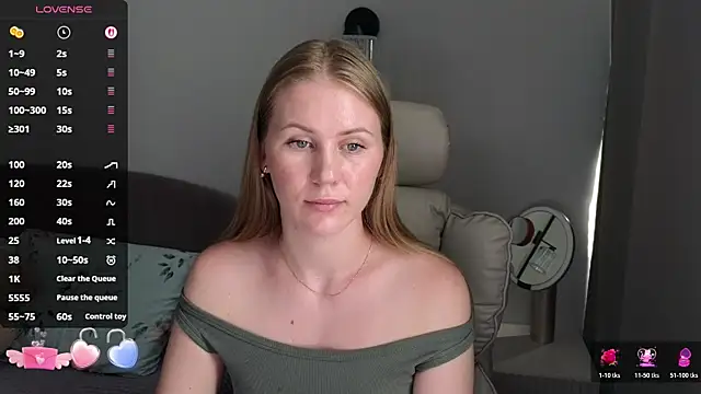 Snapshot of IsabelAllen chatting on 07-27-26, 10:55 IsabelAllen online show from 07-27-26, 10:55