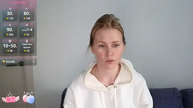 Snapshot of IsabelAllen chatting on 02-25-25, 01:53 IsabelAllen online show from 02-25-25, 01:53