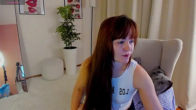 VanessaSmuth online show from 12-03-25, 03:07