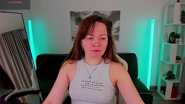 VanessaSmuth online show from 02-18-26, 01:47