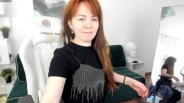 VanessaSmuth online show from 03-22-25, 01:54