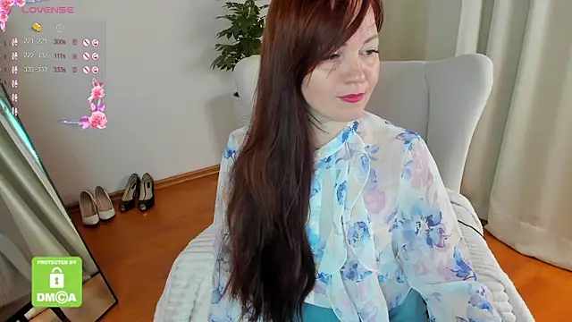 VanessaSmuth online show from 09-11-25, 01:38
