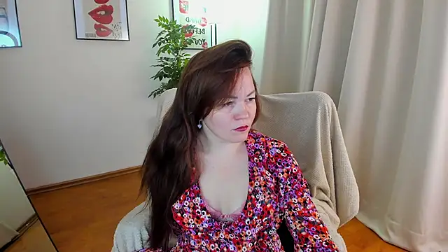 VanessaSmuth online show from 10-05-25, 01:40