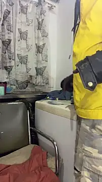 BringBackLostLover online show from 04-12-26, 05:38