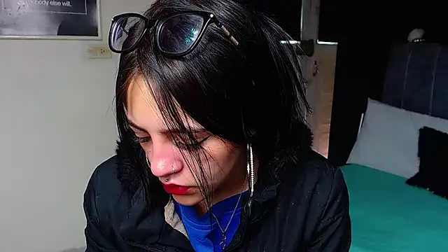 Violettasquirt online show from 02-26-26, 01:33