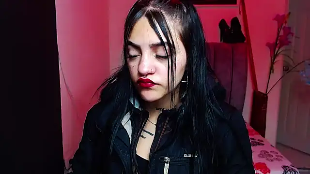 Violettasquirt online show from 09-30-25, 01:28