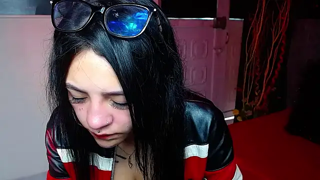 Violettasquirt online show from 01-09-26, 01:18