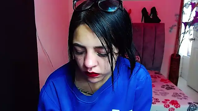 Violettasquirt online show from 10-02-25, 01:36