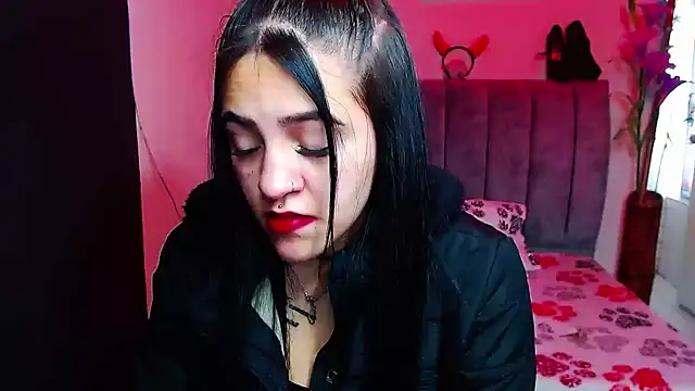 Violettasquirt online show from 10-03-25, 01:56