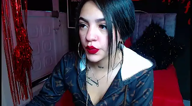 Violettasquirt online show from 03-22-25, 01:41