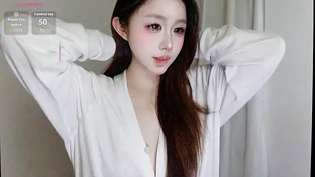 Hazel-11 online show from 10-05-25, 03:25