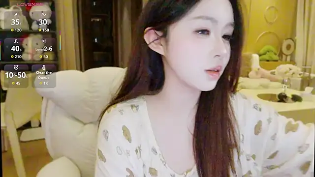 Hazel-11 online show from 12-03-25, 01:54