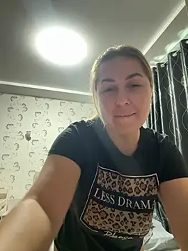Snapshot of KisssAmmeli chatting on 09-14-25, 07:09 KisssAmmeli online show from 09-14-25, 07:09