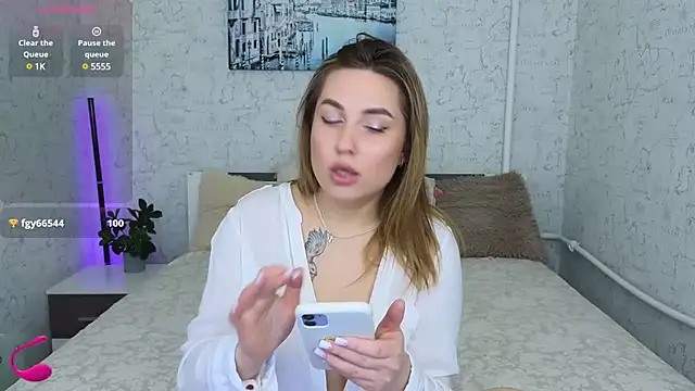 Snapshot of KisssAmmeli chatting on 03-14-25, 02:41 KisssAmmeli online show from 03-14-25, 02:41