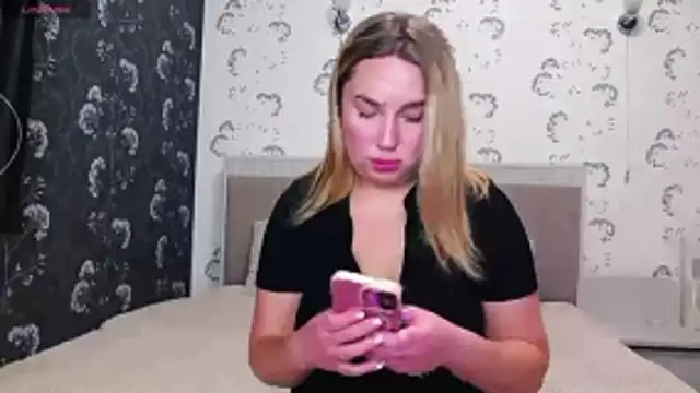 KisssAmmeli online show from 11-14-25, 09:35