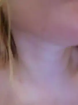 Linda 999 online show from 10-27-25, 08:54