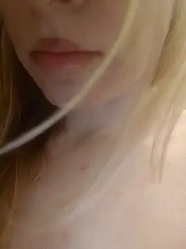 Linda 999 online show from 02-12-26, 02:00