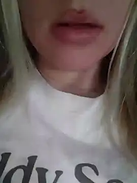 Linda 999 online show from 03-19-26, 02:50