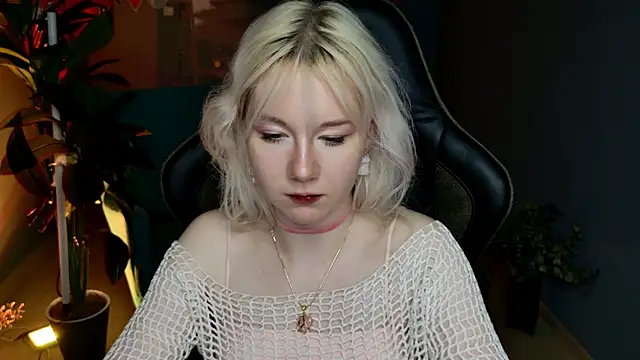NancyMartinez online show from 03-12-25, 04:13