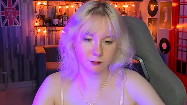 NancyMartinez online show from 03-11-25, 04:18