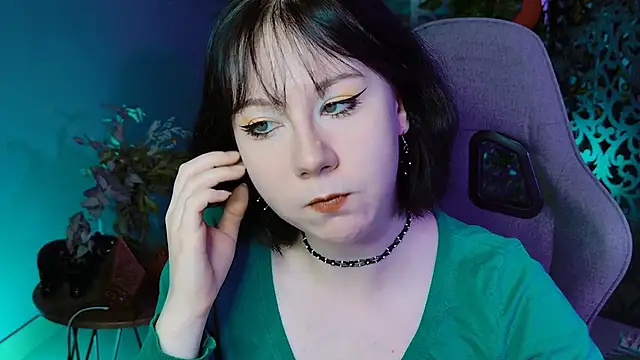 NancyMartinez online show from 10-09-25, 05:08
