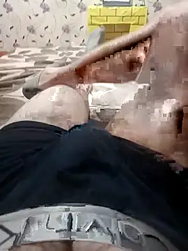 red red00 online show from 03-13-25, 05:50