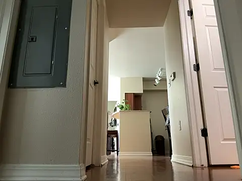 yfui221 online show from 11-02-25, 08:25