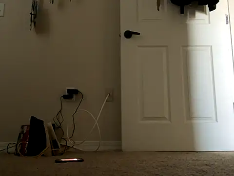 yfui221 online show from 11-12-25, 11:08