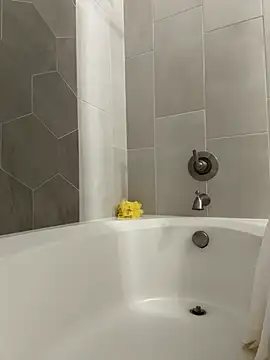 yfui221 online show from 02-24-26, 03:07