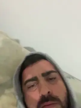 Snapshot of petan33 chatting on 01-31-26, 07:12 petan33 online show from 01-31-26, 07:12